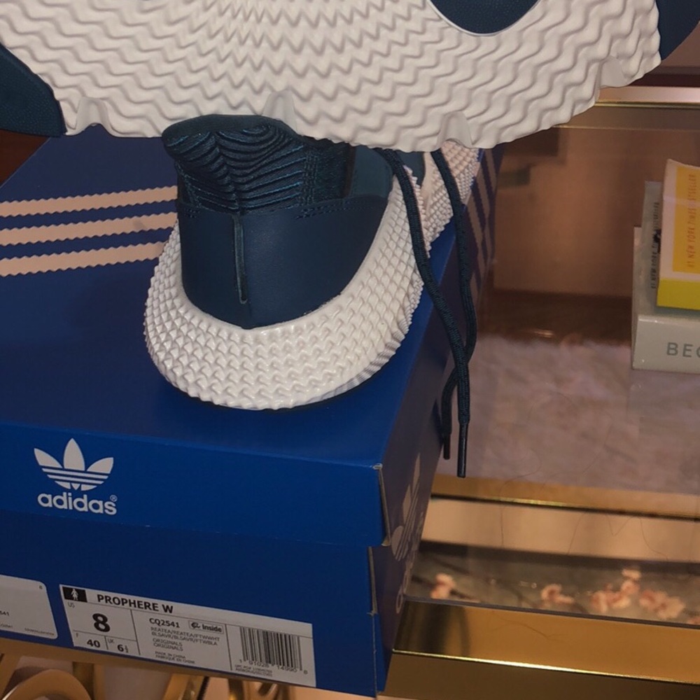 Adidas Original Prophere - Picture 3 of 4